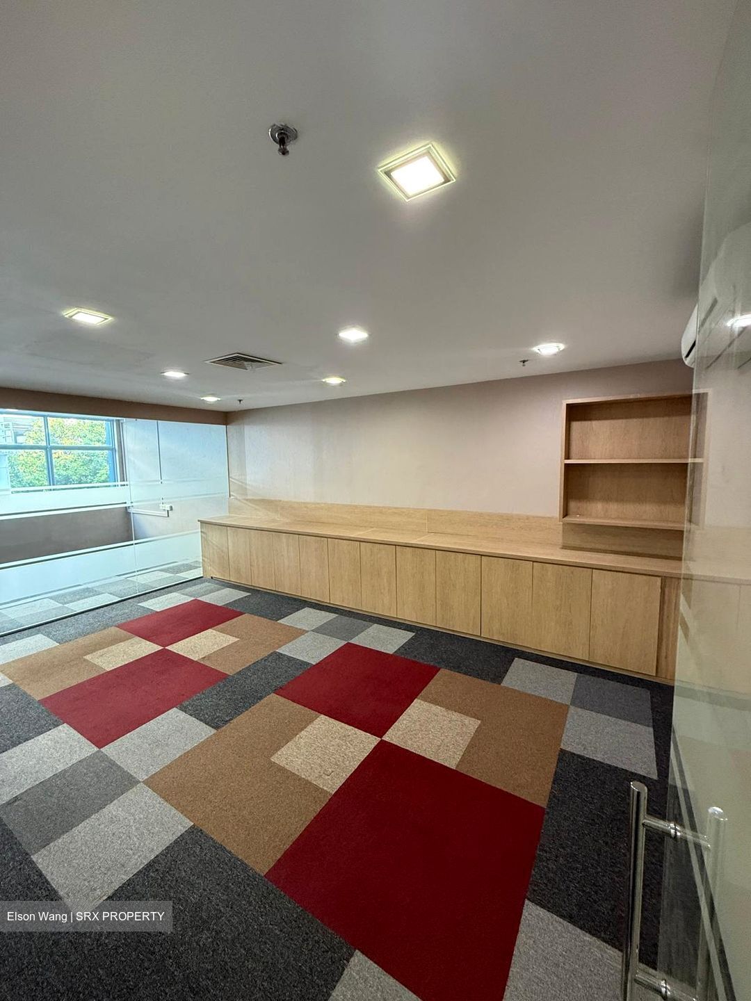 Epl Building (D3), Office #611445551